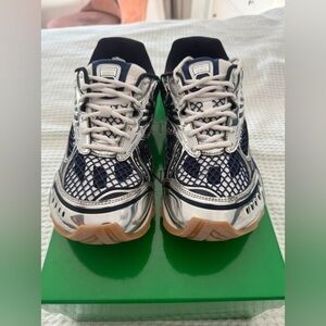 Bottega Veneta Orbit Sneakers